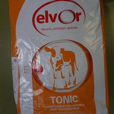 Elvor Tonic: Aliment complet d'allaitement pour veaux d'élevage